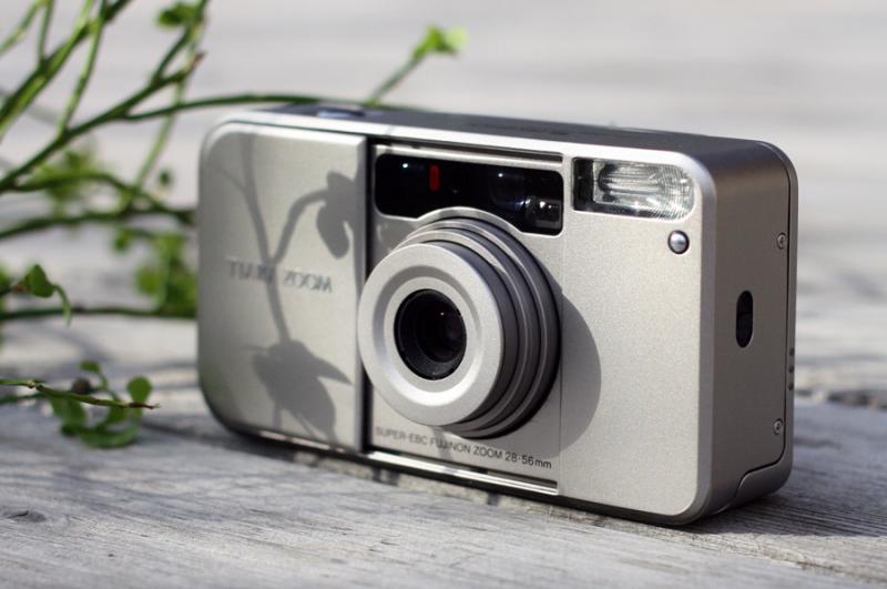 Пленочный фотоаппарат Fujifilm Tiara Zoom можно снова купить у нас в СПб!