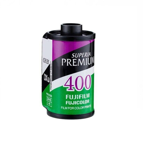Fujifilm Superia Premium 400/27 35mm