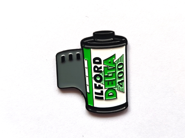 Значок 26 Ilford Delta400 катушка