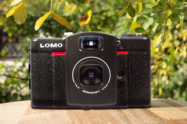 Пленочная фотография в легкости и экспериментах: LOMO LC-Wide