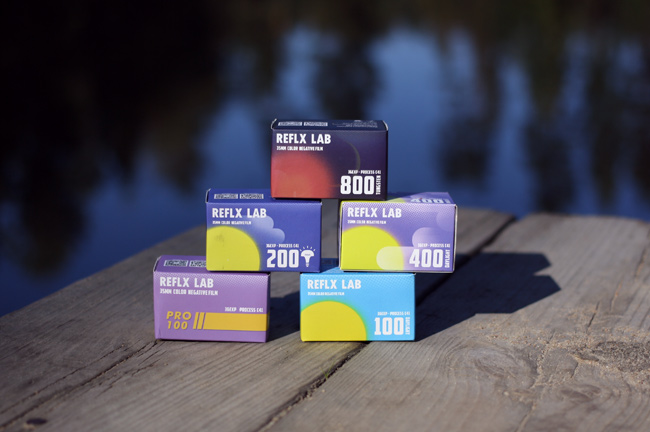 В свежем поступлении фотопленки - новинка! Цветная пленка Reflx Lab