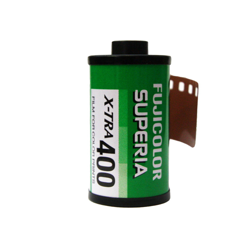 Fujifilm Superia X-Tra 400/24 35mm (Expired)