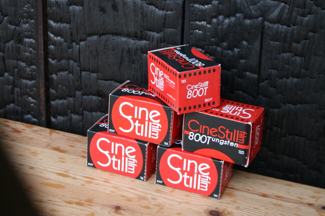 Хотеть, любить, купить фотопленку Сinestill в СПб.