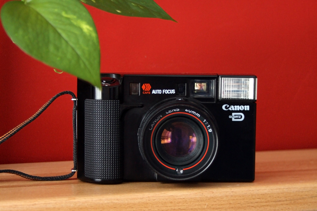 Пленочный фотоаппарат Canon AF 35 ML в наличии!