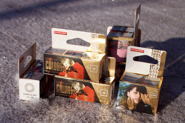 Новая фотопленка от Lomography Lomochrome Color'92 уже в СПб!