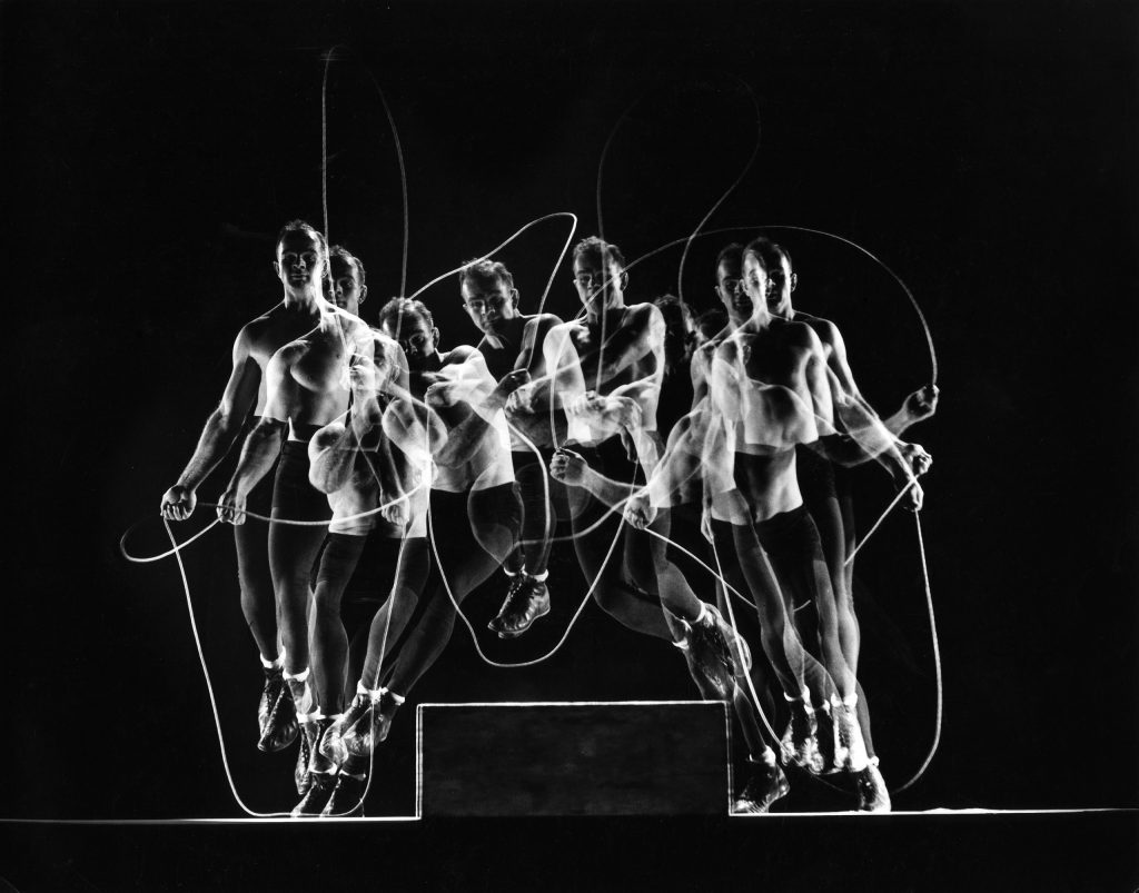 150303-gjon-mili-stroboscopic-10-1024x803.jpg 150303-gjon-mili-stroboscopic-10-1024x803.jpg