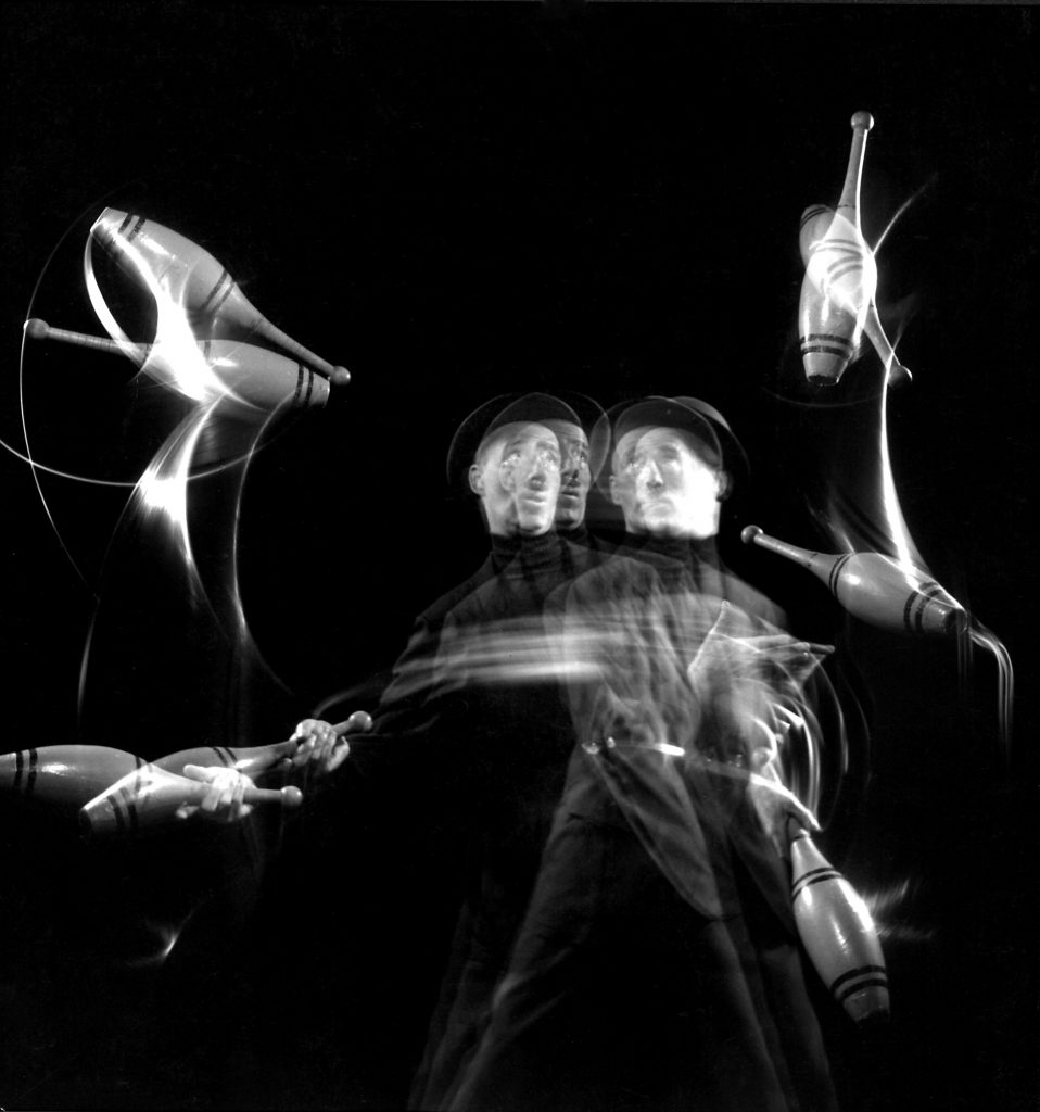150303-gjon-mili-stroboscopic-14-958x1024.jpg 150303-gjon-mili-stroboscopic-14-958x1024.jpg